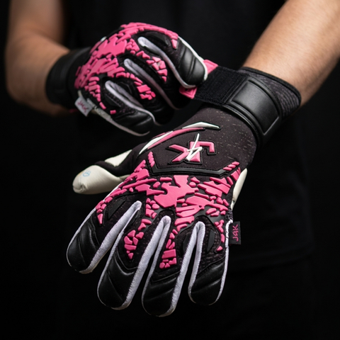 Diffusion Ultra Negative Cut