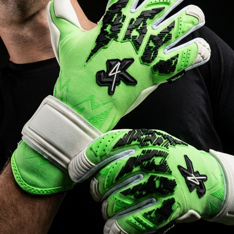 Anomaly S.25 Negative Cut